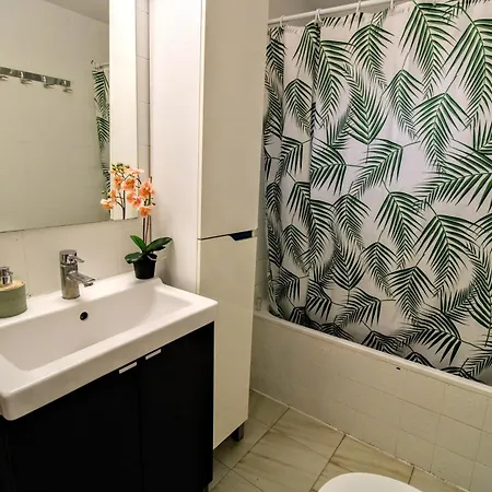 Apartment Cosy And Sunny Near Barcelona
